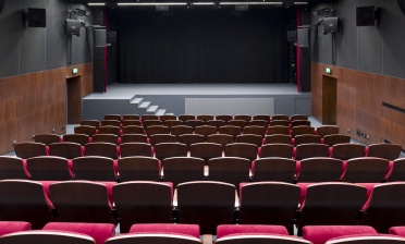 Kino a kinokavárna Lomnice nad Popelkou