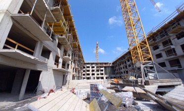 Pohled do vnitrobloku objektu FG (08#1#2022, foto autora článku)
